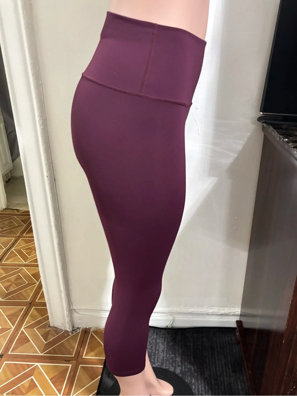 LULULEMON ATHLETICA Women’s High-Rise Cropped Leggings